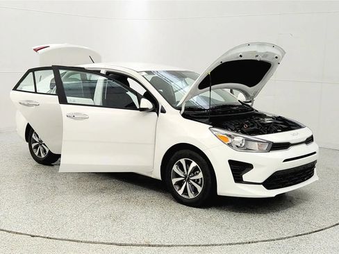 Used 2023 Kia Rio S w/ Technology Package image 9