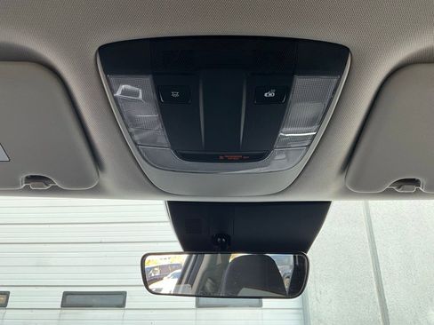 Used 2025 Kia Sportage LX image 15