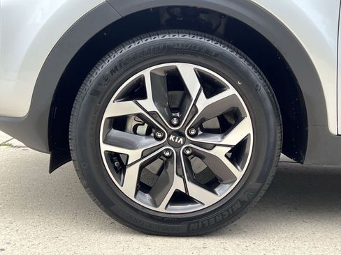Used 2020 Kia Sportage EX AWD/4WD image 16