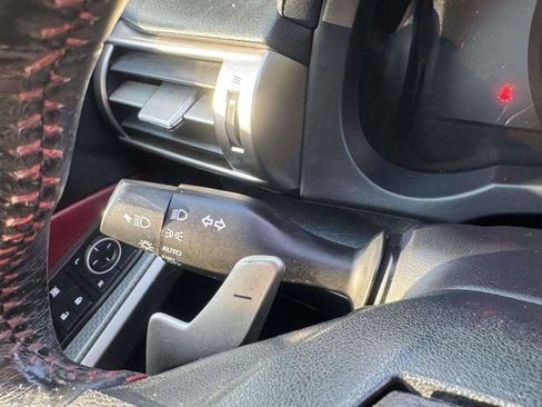 Used 2015 Lexus IS 250 w/ F-Sport Package RWD image 22