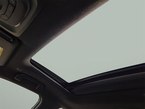 Used 2023 Toyota Corolla SE w/ SE Package image 18