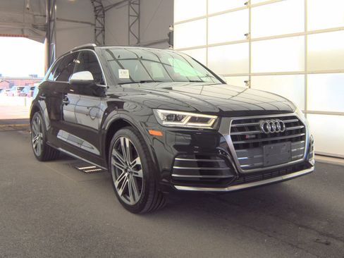 Used 2018 Audi SQ5 Premium Plus w/ S Sport Package AWD/4WD image 2