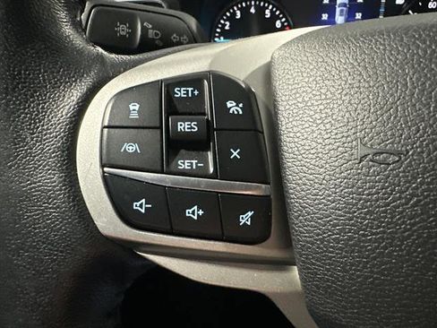 Used 2021 Ford Explorer XLT w/ Equipment Group 202A image 35