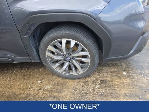 Used 2025 Subaru Forester Touring AWD/4WD image 5