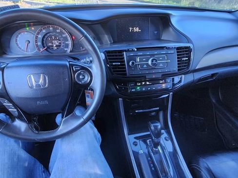 Used 2016 Honda Accord Sport image 4