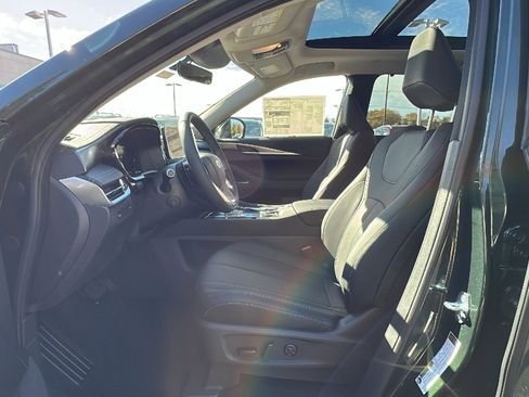 New 2026 INFINITI QX60 Luxe w/ Cargo Package image 7