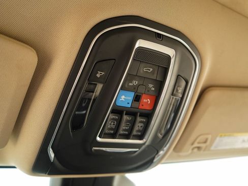 Used 2021 Jeep Grand Cherokee L Limited RWD image 12