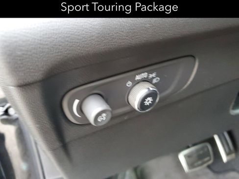 Used 2023 Buick Envision Essence w/ Sport Touring Package image 10