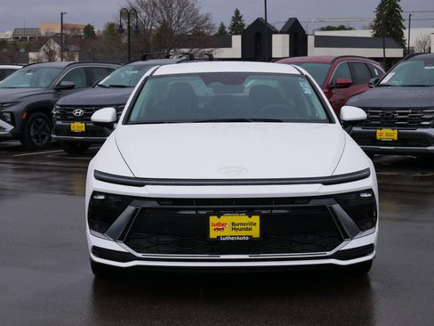 Used 2026 Hyundai Sonata SEL image 2