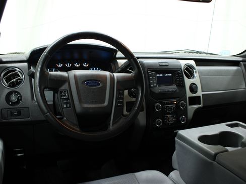 Used 2014 Ford F150 XLT w/ Equipment Group 302A Luxury RWD image 2