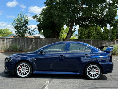 Used 2014 Mitsubishi Lancer Evolution GSR AWD/4WD image 2