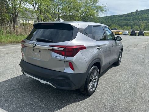 Used 2021 Kia Seltos LX AWD/4WD image 5