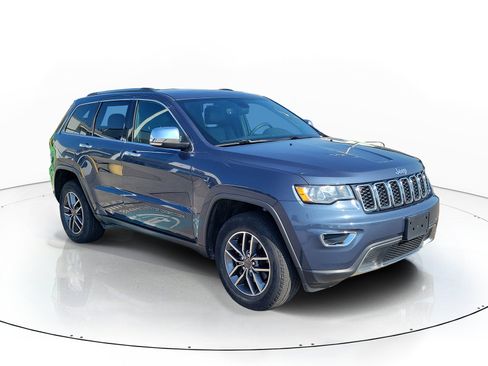 Used 2020 Jeep Grand Cherokee Limited AWD/4WD image 2