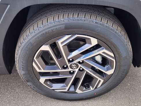 New 2026 Hyundai Tucson Limited AWD/4WD image 18