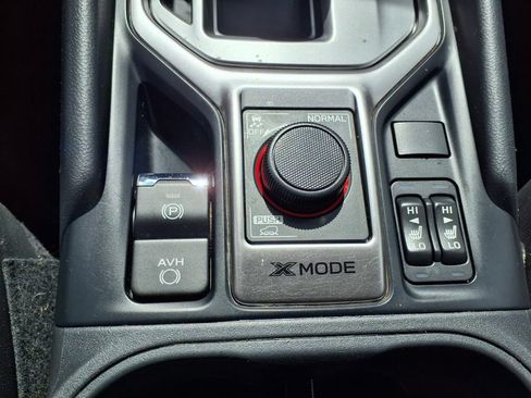 Used 2023 Subaru Forester Premium AWD/4WD image 28