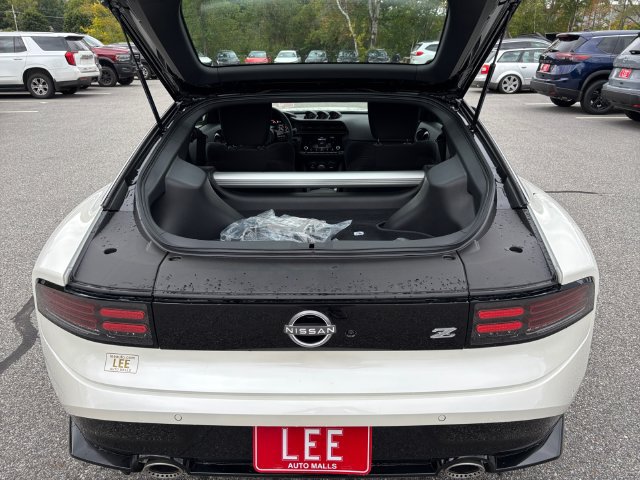 New 2027 Nissan Z Sport w/ Essentials Package (Sport) RWD image 15