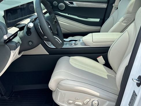 New 2026 Genesis GV80 2.5T Prestige AWD/4WD image 11