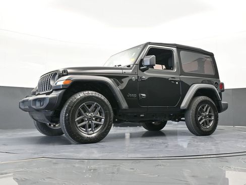 Used 2024 Jeep Wrangler Sport S image 46