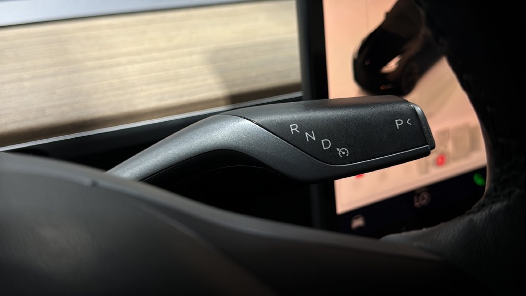 Used 2023 Tesla Model Y Long Range AWD/4WD image 35