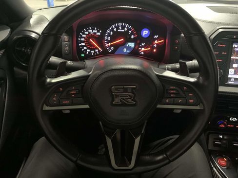Used 2024 Nissan GT-R Premium w/ Floor Mat Package AWD/4WD image 53