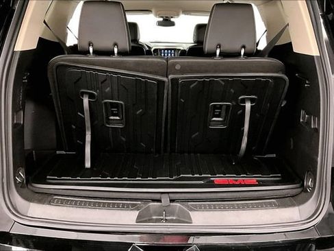 Used 2023 GMC Acadia Denali AWD/4WD image 42