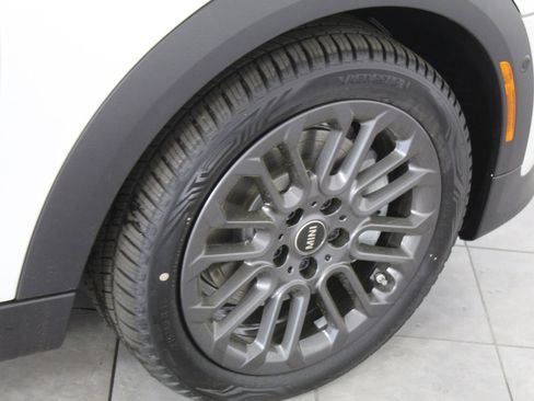 Used 2025 MINI Cooper S image 21