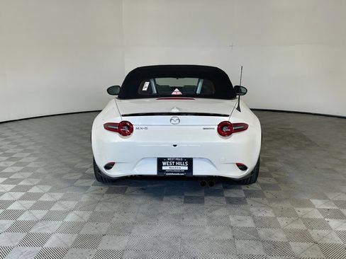 New 2026 MAZDA MX-5 Miata Club RWD image 9