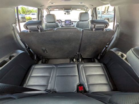 Used 2023 Chevrolet Suburban LS w/ Driver Alert Package RWD image 26