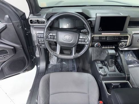 Used 2025 Toyota Tacoma SR5 AWD/4WD image 14