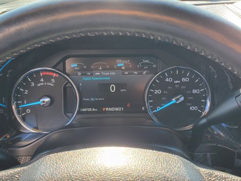 Used 2017 Ford F250 Lariat w/ Lariat Ultimate Package AWD/4WD image 20