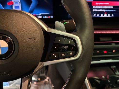 Used 2025 BMW M440i Coupe w/ Premium Package image 25