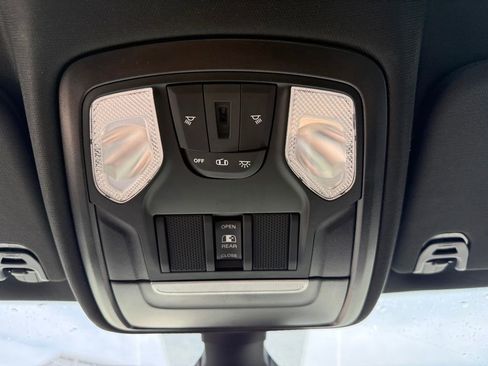 Used 2022 RAM 1500 Big Horn RWD image 31
