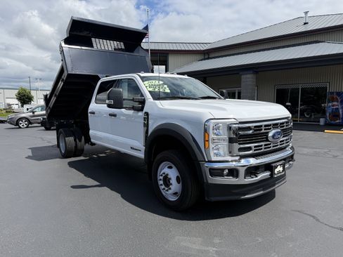 Used 2023 Ford F450 XLT w/ XLT Value Package AWD/4WD image 3