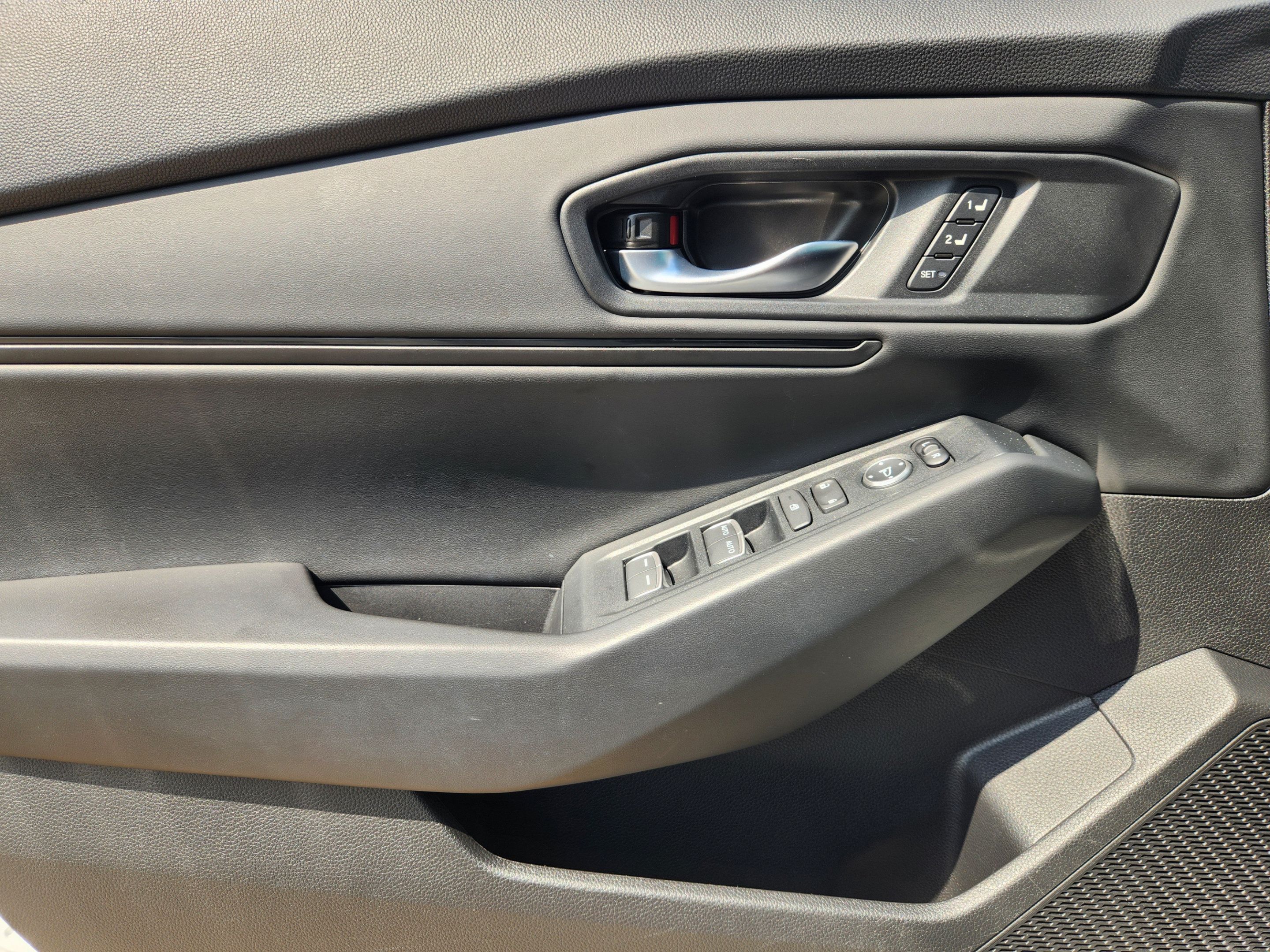 Used 2024 Honda Accord EX-L image 16