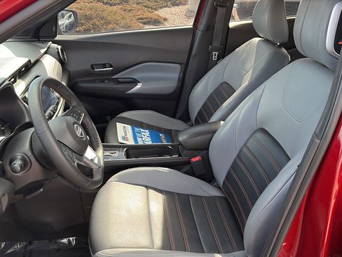 Used 2024 Nissan Kicks SR w/ SR Premium Package image 6