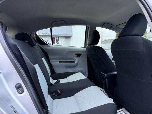 Used 2014 Toyota Prius C Two image 18