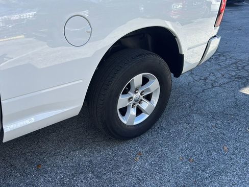 Used 2018 RAM 1500 Express image 30