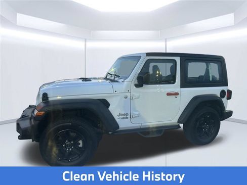 Used 2019 Jeep Wrangler Sport AWD/4WD image 2