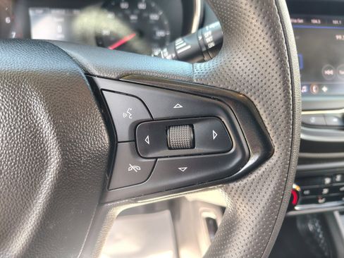 Used 2022 Chevrolet TrailBlazer LT AWD/4WD image 30