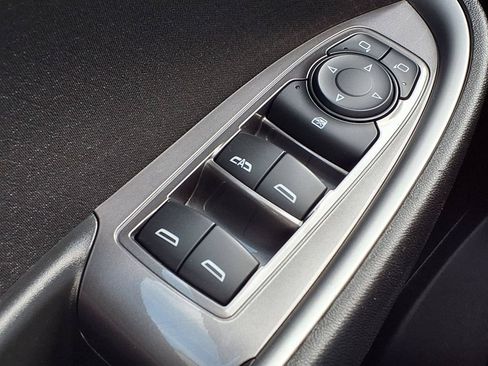Used 2023 Chevrolet Malibu LT FWD image 19