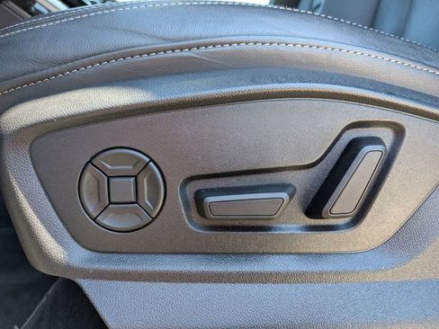 Used 2025 Audi Q7 3.0T Premium Plus AWD/4WD image 14