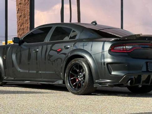 Used 2022 Dodge Charger SRT Hellcat RWD image 7