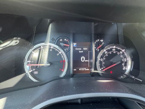 Used 2021 Toyota 4Runner TRD Off-Road Premium AWD/4WD image 16