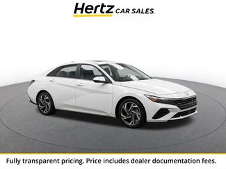 Used 2025 Hyundai Elantra SEL FWD video 1