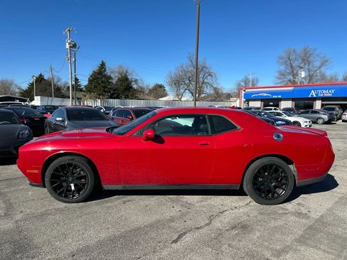 Used 2015 Dodge Challenger SXT Plus image 8