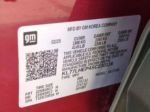 Used 2025 Chevrolet Trax LT image 23