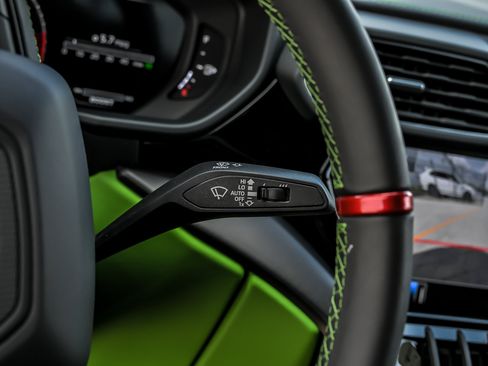 Used 2024 Lamborghini Urus S AWD/4WD image 41