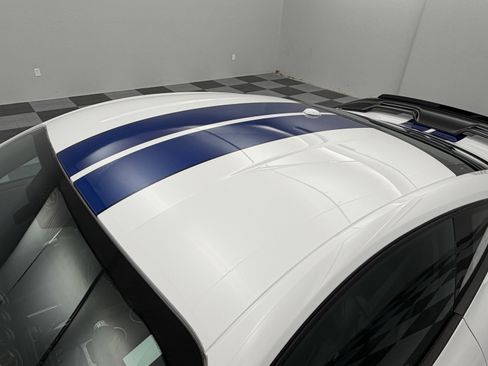 Used 2017 Ford Mustang Shelby GT350 image 38