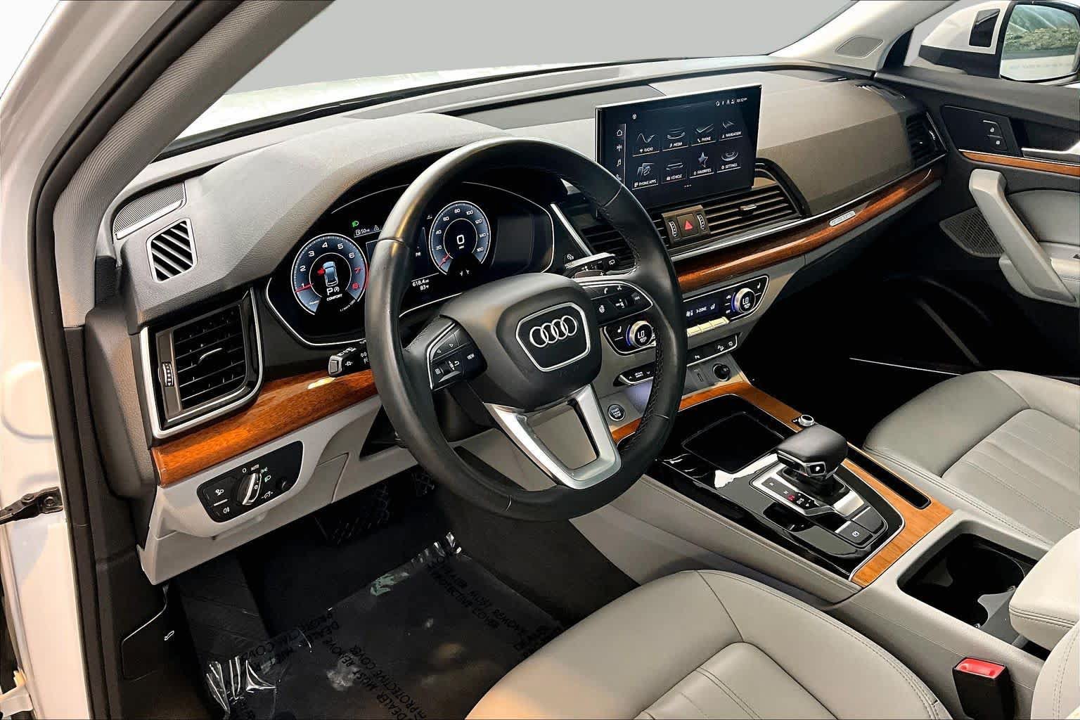 Used 2023 Audi Q5 2.0T Premium Plus AWD/4WD image 18