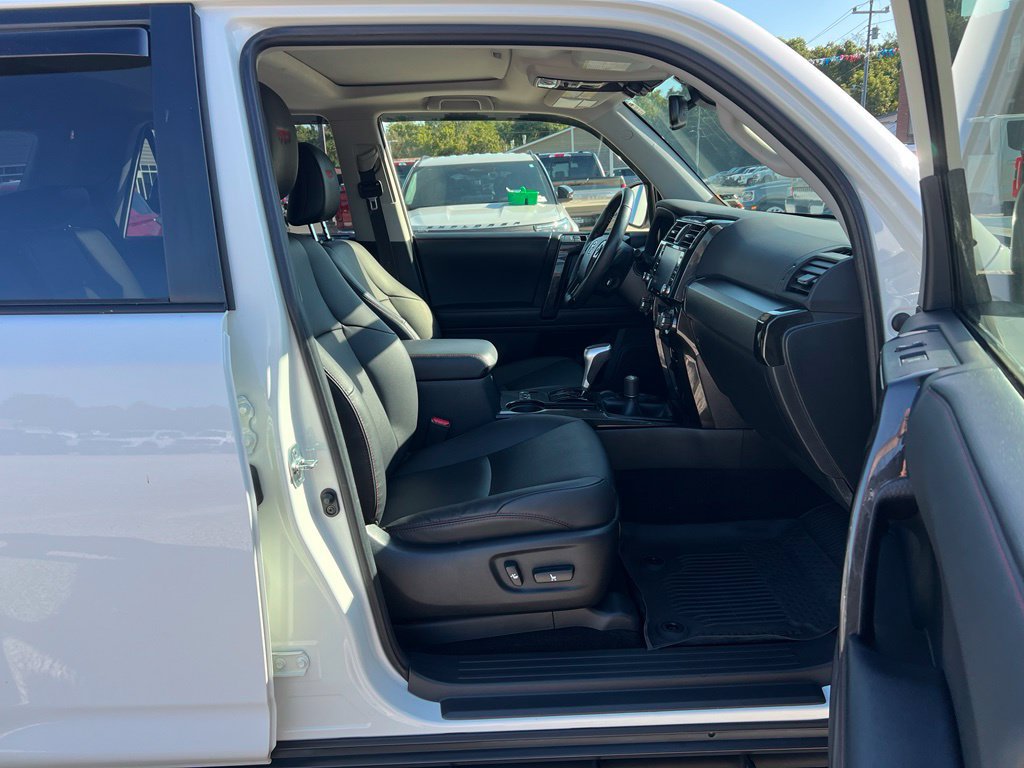 Used 2023 Toyota 4Runner TRD Off-Road Premium w/ Off Road Premium Plus Package AWD/4WD image 22